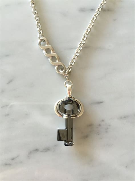 gucci swarovski key